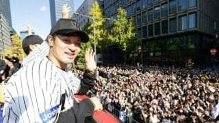 阪神リーグ優勝パレードに20万人　主砲「連覇と日本一は来年に」