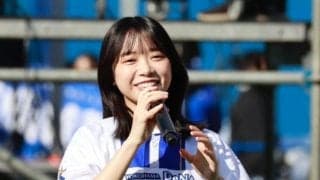 “ガチ勢”美女に悶絶「可愛すぎてえぐい」　黒髪ふわ…“魔球”に脱帽「大谷翔平ばり」