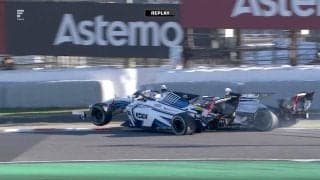 サーキット騒然…日本最速レースでマシンが宙に浮くアクシデント、シーズン最終戦でまさかの波乱【スーパーフォーミュラ】