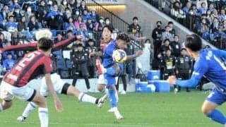 ホーム最終戦はドロー　FC今治　札幌に先制するが追加点奪えず