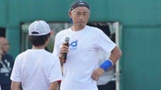 イチロー氏、まさかの肉離れで走れず　高校生指導で異例の謝罪「すごく自分に残念」