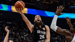 長崎がニュージーランド代表のナタイとサポートコーチ契約…今夏のアジアカップにも出場