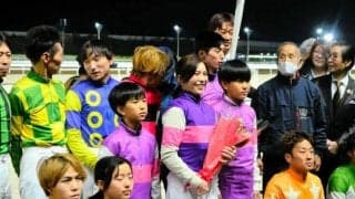 女性騎手で最多1382勝の宮下瞳騎手が引退　12月から調教師に