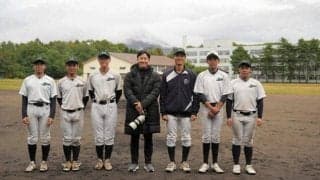 廃部した野球部　元プロ野球選手が復活　挫折で得た体験とは