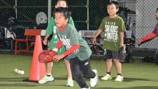 1対1のキャッチボールは「動きが雑に」　初心者も即上達…急成長学童の“超効率練習”