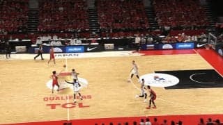 「なんじゃこりゃ！」バスケ日本代表、“残り０秒”で衝撃ロングシュート成功「ディープすぎる」超絶ブザービーターにアリーナ騒然