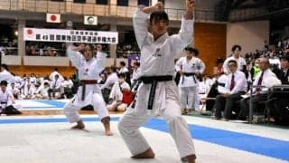 関東地区空手大会、1都7県から1100人　日頃の稽古の成果を披露