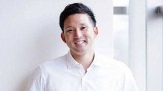 闘病中の“大物”の笑顔に広がる安堵「元気そうで何より」　OBの豪華ショットに反響