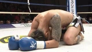 「見えなかった…軌道が読めなかった」執拗なミドルと同じ軌道でヒザを“ぐさっ” 衝撃KOに「短刀でサクッと来た感じ」識者驚き