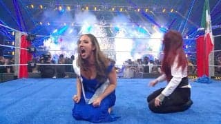 「露骨なイジメよ！」いったい何が？ 美女レスラーがブチギレ…祝勝会が“まさかの出来事”で台無しに ファンからは「お約束」のツッコミも