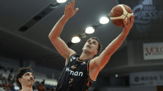 大阪がヴォーディミル・ゲルンをILから抹消…今季11.4得点のビッグマンは1カ月で復帰