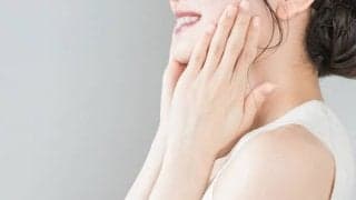 脱マスクの横顔が気になる方に！プロが教える顔の引き締め体操