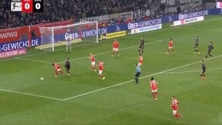 もうワケわからん！佐野海舟に「ドン引き」驚異の“爆速スプリント”→理解不能すぎる“ボール奪取”「運動量エグい」