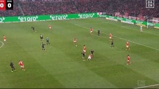 どうした…！？ 佐野海舟が倒れてイライラ… まさかの展開「これは技術」相手のファウルを誘う“巧みなプレー”「上手すぎる」