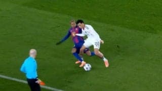 「なんで笑ってんだよ！」バルサFWヤマル、背後から“危険カニバサミタックル”→次節出場停止にファン唖然「意味わかんねえ」「やる場面でもない」