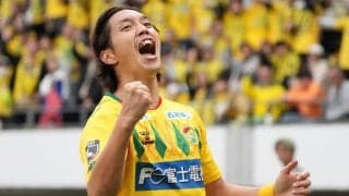 ｢ドイツ版札幌ドーム草｣原口元気らの古巣スタジアムでJリーグ既視感の落下事故！｢アンデルソン・ロペス選手や呉屋大翔選手だけではないんですね」