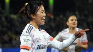 ｢素敵なお姉さん｣｢人生初｣バイエルン20歳至宝MF谷川萌々子が黒のロングコート姿でクリスマスマーケット満喫！｢なんだか嬉しかったです｣と自身の写真も発見！