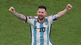 ｢最も美しい完璧なカップル｣2アシストでMSL初優勝のメッシ、“美人幼なじみ妻”との熱烈ハグショットが沸騰｢最高にかわいい｣