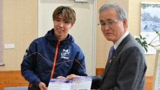 目指すは全日本チャンピオン　バイクレーサー松岡さん、真庭市を訪問