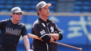 1日1000球“投げ込み”→痛めた右肩　「暗闇の中」の高卒1年目…転向が生んだ「34」の悪夢