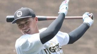 「いつのまにか小さくなって、当てにいっていた」現役ドラフトで阪神からロッテに移籍した24歳、右のロマン砲に球界OBの考察「環境に慣れれば20発は打てる」
