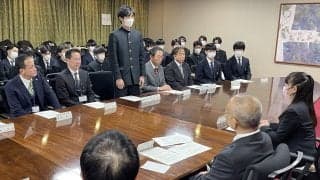 春高バレー、神奈川代表4校の選手らが県教育長に出場報告　「感謝忘れず全力で戦う」