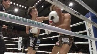 左ストレートで顔が逆方向に…衝撃KOに「身体能力おばけ。この選手は化ける」若手の圧勝劇に識者も思わず太鼓判