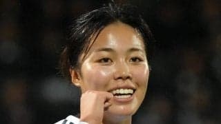 ｢日本の宝!!｣バイエルン谷川萌々子の欧州CL舞台での“逆足クイックシュート”が｢もはや芸術点｣の技巧ぶり！｢両利きならではのタイミングの読めない技ありゴール｣