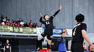 福岡大の馬渡拓巳が5連続サービスエース　柳田将洋が語る“読み違い”の背景