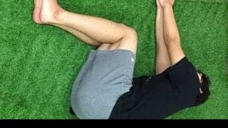 ぐっすり眠るために！スポーツトレーナーが実践「首・肩のストレッチ～痛みがある時編～」