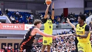 第4Qで30－16と大阪を圧倒、仙台が連勝数を「4」に…カルバーが連続ダンクで存在感発揮