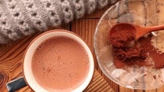 ワクチンだけに頼らないインフルエンザ対策とは？医師も注目する「意外な飲み物」