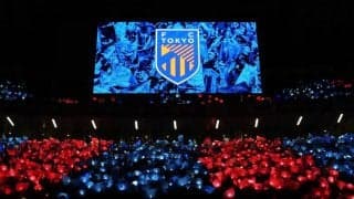 ｢凄い時代になったな｣FC東京と世界的ガールズグループがまさかのコラボ！ユニフォーム風シャツに｢めっちゃインテルマイアミww｣｢ユベントスみたい｣