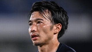 ｢岳さんとペアルックかと｣元日本代表のJ1鹿島MF柴崎岳の美人アイドル妻、子どもを抱っこする家族全員集合ショットで完全オフモード