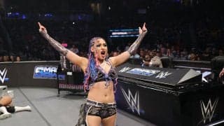 「私の愛するスター」日本人美女レスラー、すっぴんトレーニングウェア姿で“仁王立ち”お茶目な写真にファンほっこり