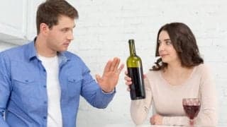 年末の宴会シーズン必見！飲みすぎにブレーキをかける4つのコツ