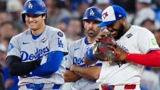敵地総立ちの大ブーイングに、ふっと笑み--「俺、いらないらしいよ」大谷翔平が楽しんだ“ヒリヒリする舞台”【ドジャース回顧録vol.14】