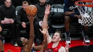 ラプターズの先発センター、ヤコブ・パートルが背中の治療継続のため最低1週間を欠場へ