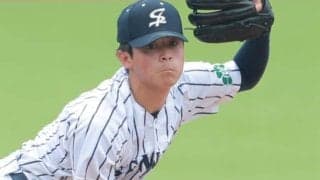 日本のプロアマ球界に衝撃　ドラ1候補の大学日本代表159キロ右腕が米大学編入　関係者たちが懸念する「国内の空洞化」は止められるか