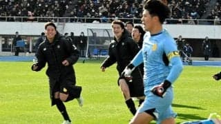 興国が大阪勢9年ぶりの8強　PK戦で東福岡破る　全国高校サッカー