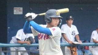 花咲徳栄の「4番・捕手」佐伯は、独特な構えから長打を繰り出すスラッガー【高校野球界の逸材】
