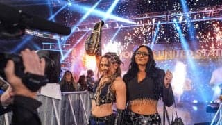 「ここから始まる」日本人美女レスラー、ベルト奪還で“喜びを隠しきれない”万感自撮りショットにファン感慨