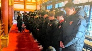 今季こそ優勝を　八坂神社で飛躍祈願　Jリーグ・京都サンガの選手ら