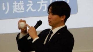 「あれよりひどい年は絶対ない」プロ1年目で直面した“カベ”--ヤクルトの鉄腕・木澤尚文が母校の慶大で講義