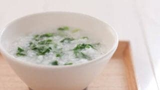 疲れた胃腸に！七草粥を食べましょう