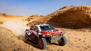 ダカール2026 ステージ4：最初のマラソンステージの前半を終え、TGR W2RCのヘンク・ラテガンが首位に浮上