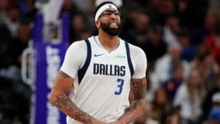 マブスのアンソニー・デイビス、左手の靭帯損傷で数ヶ月の離脱か…ジャズ戦で途中退場