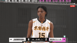 “190cm女子中学生”にファン衝撃！「強すぎる！」「異次元」迫力ドライブで相手を吹っ飛ばす「止められない…」京都精華学園を全国３連覇に導いたナイジェリア人留学生に脚光