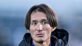 ｢これが噂の達さん塾｣14年ぶり浦和帰還“ワンダーボーイ”田中達也コーチが沖縄Cで居残り指導！｢達也が浦和のジャージ着てボール蹴ってる姿見れるだけで感動です｣