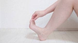 こむら返りはミネラル不足が原因。1日20品目を目標に食生活の見直しを